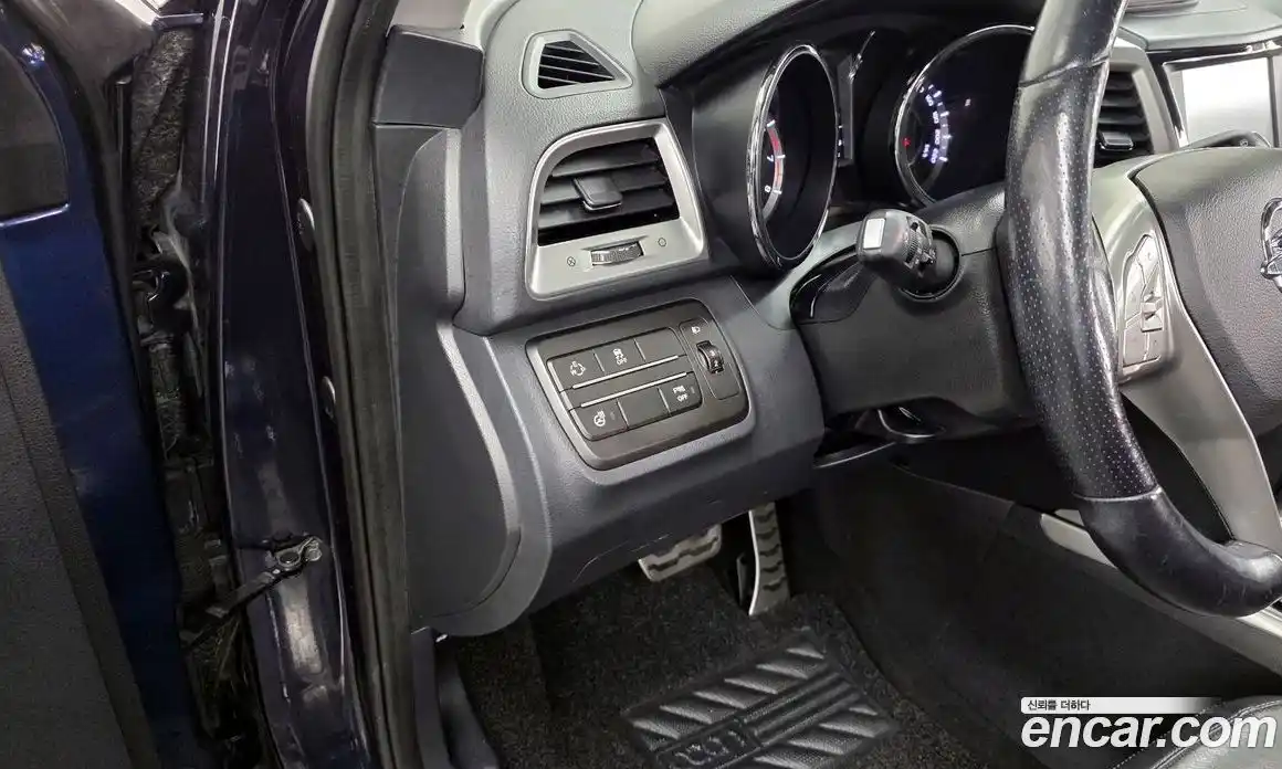 SsangYong TIBOLI 2015 1.6 Автомат в Москве № 539382, фото 17