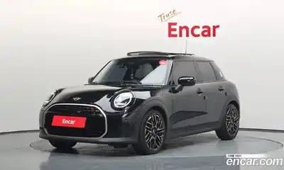 Mini Cooper 2025 2.0 Автомат в Москве № 540659, миниатюра 2