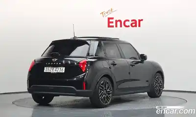 Mini Cooper 2025 2.0 Автомат в Москве № 540659, миниатюра 7