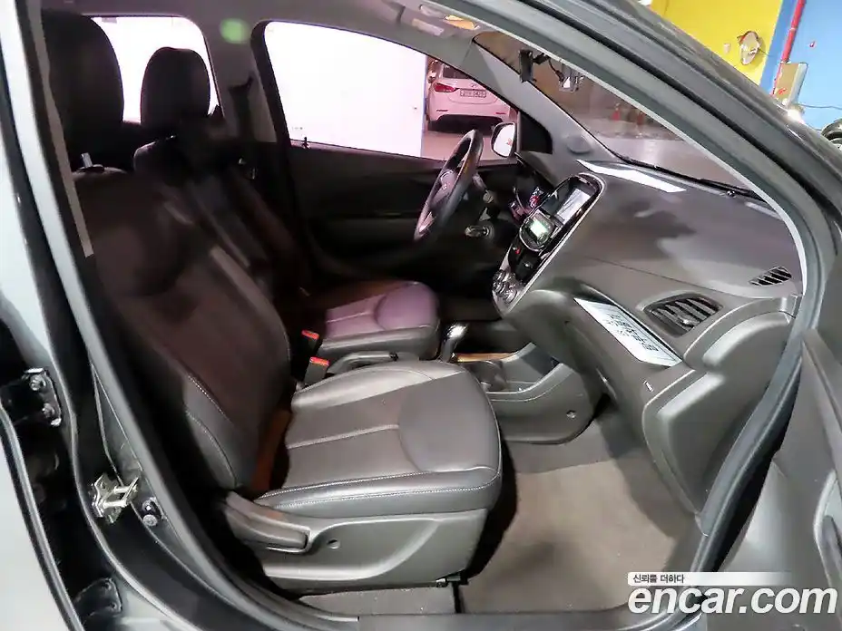 Chevrolet Spark 2017 1.0 Автомат в Москве № 540695, фото 17