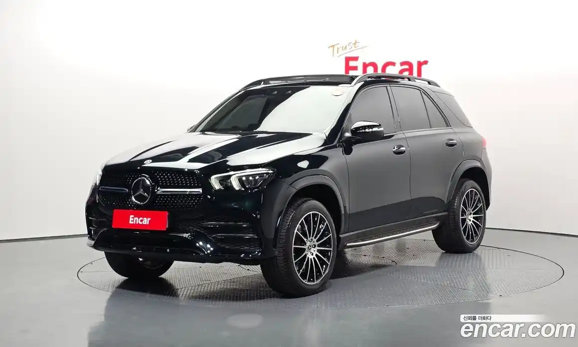 Mercedes-Benz GLE-Class 2022 3.0 Автомат в Москве № 542547, фото 1