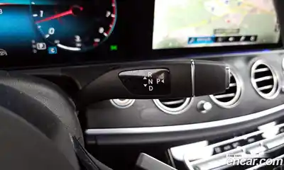 Mercedes-Benz E-Class 2023 2.0 Автомат в Москве № 542720, миниатюра 9