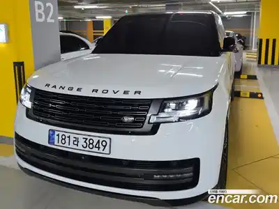 Land Rover Range-Rover 2023 4.4 Автомат в Москве № 543172, миниатюра 3