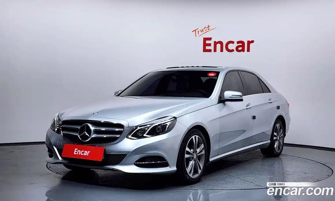 Mercedes-Benz E-Class 2016 2.1 Автомат в Москве № 543395, фото 1