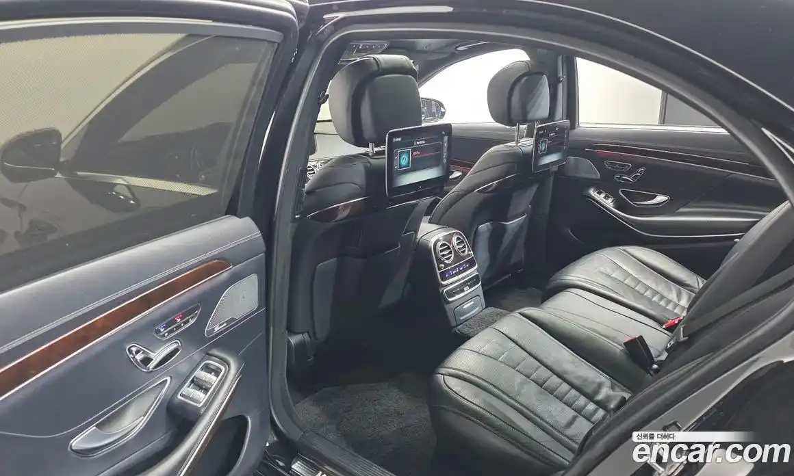 Mercedes-Benz S-Class 2020 4.0 Автомат в Москве № 543470, фото 17