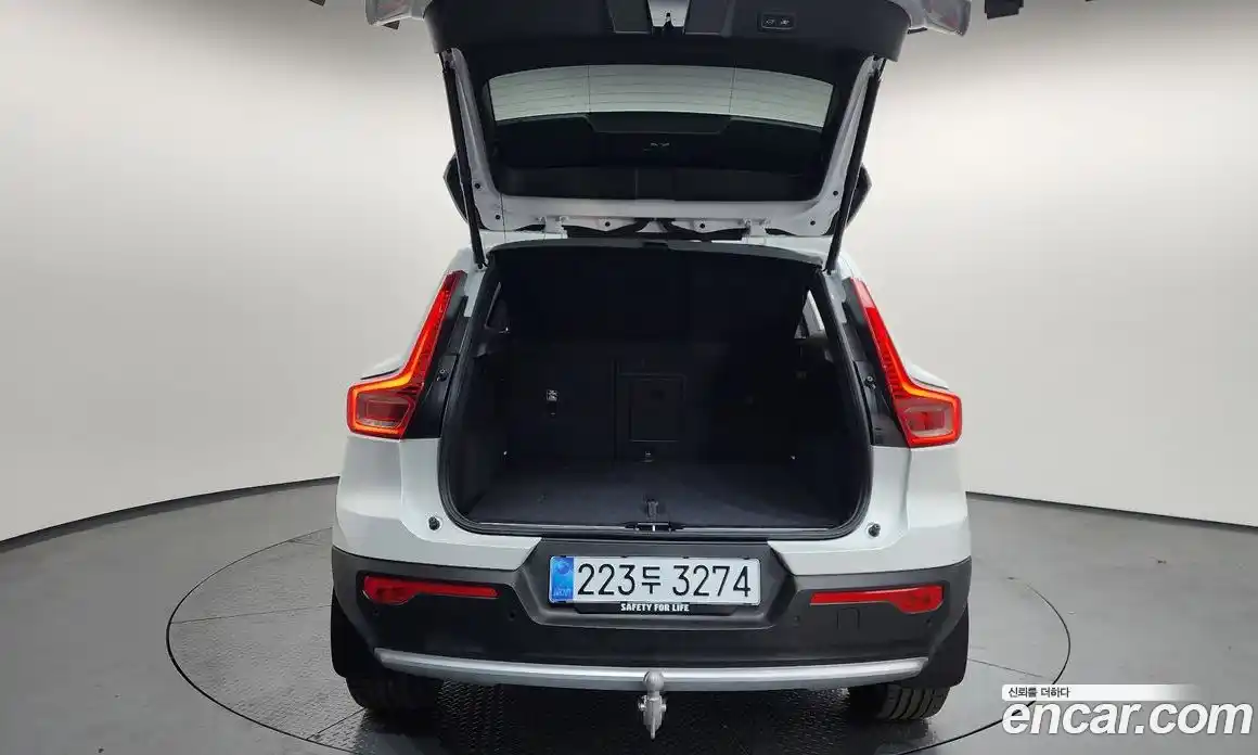 Volvo XC40 2025 2.0 Автомат в Москве № 544907, фото 20