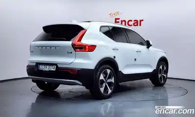 Volvo XC40 2025 2.0 Автомат в Москве № 544907, миниатюра 2
