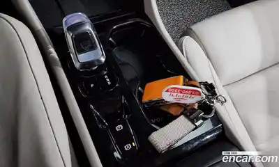 Volvo XC40 2025 2.0 Автомат в Москве № 544907, миниатюра 9