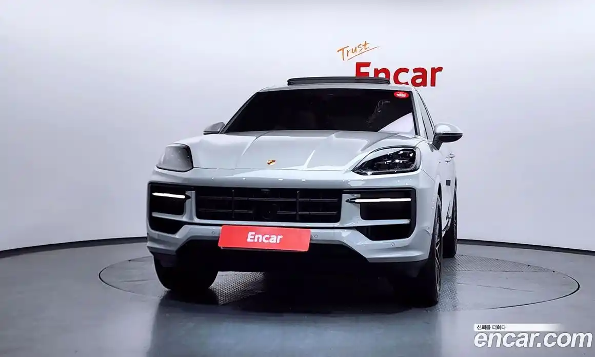 Porsche Cayenne 2025 3.0 Автомат в Москве № 545362, фото 3