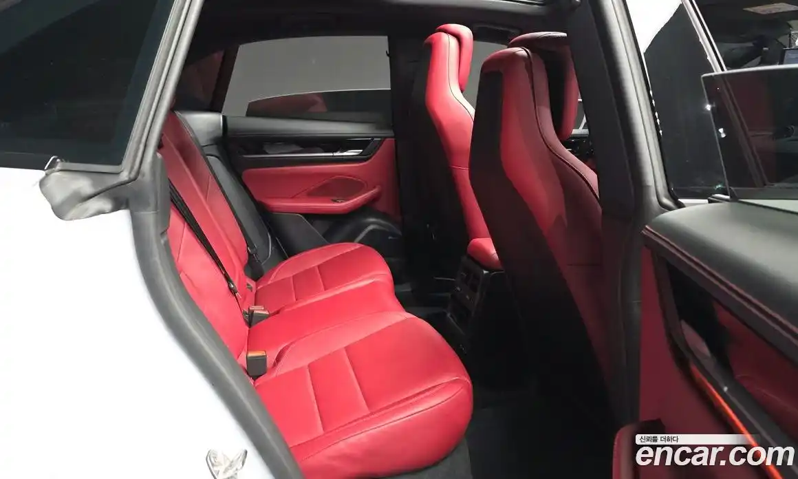 Porsche Macan 2025 0.2 Автомат в Москве № 545394, фото 12