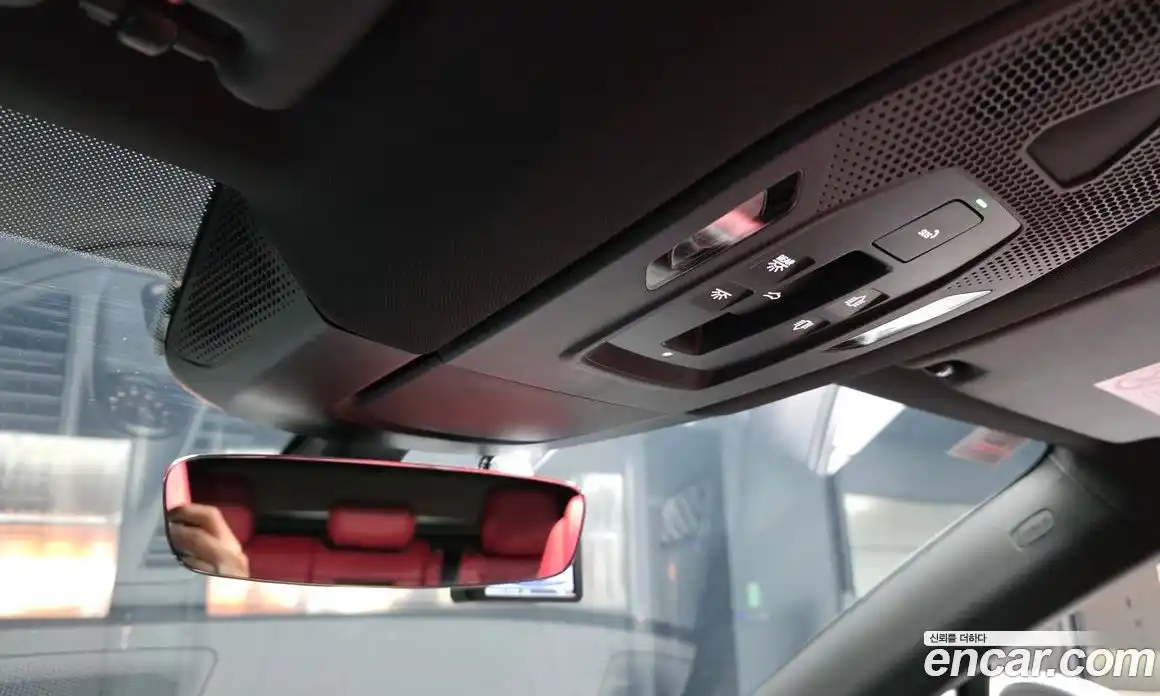 Porsche Macan 2025 0.2 Автомат в Москве № 545394, фото 18