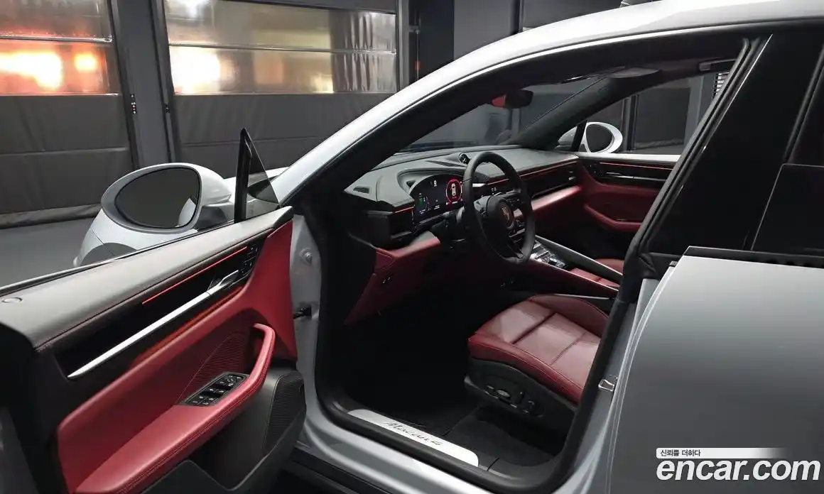 Porsche Macan 2025 0.2 Автомат в Москве № 545394, фото 10