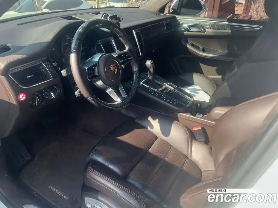 Porsche Macan 2014 3.6 Автомат в Москве № 545745, фото 9