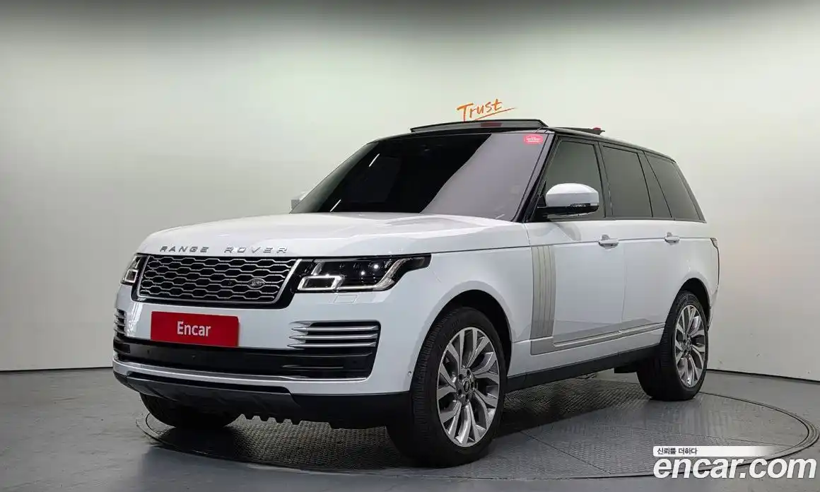 Land Rover Range-Rover 2021 3.0 Автомат в Москве № 546292, фото 1