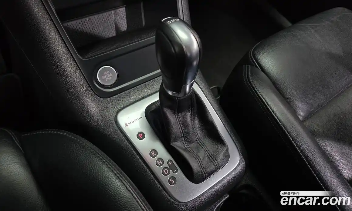 Volkswagen Tiguan 2014 2.0 Автомат в Москве № 547384, фото 9