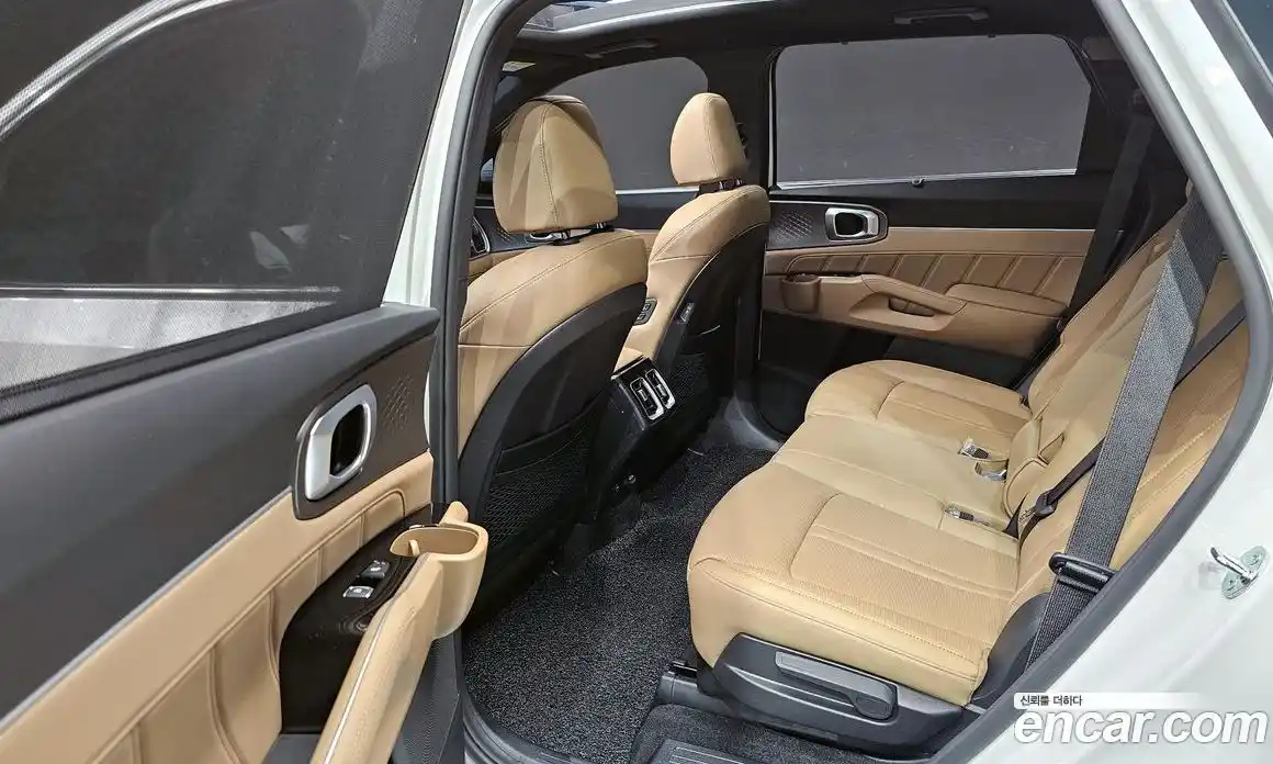 Kia Sorento 2025 1.6 Автомат в Москве № 55600, фото 2