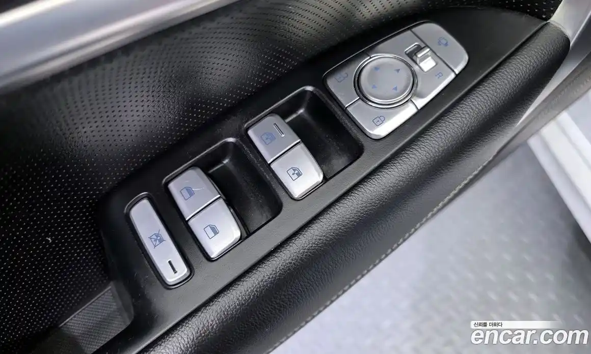 Genesis G70 2019 2.0 Автомат в Москве № 56662, фото 11