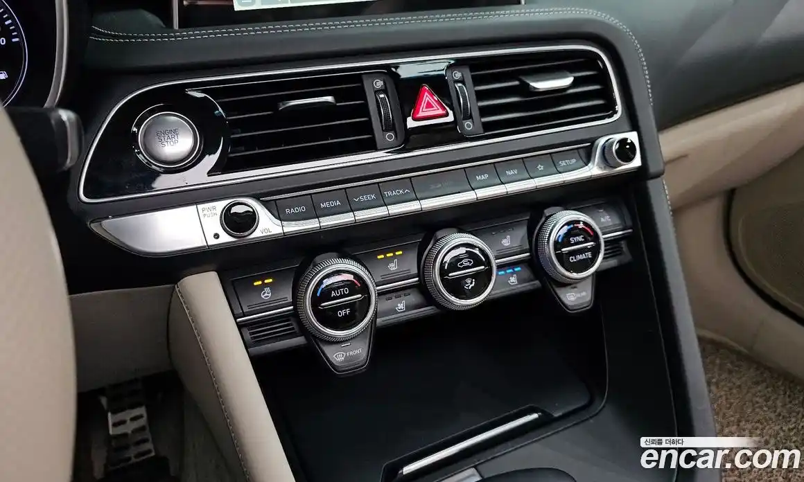 Genesis G70 2018 3.3 Автомат в Москве № 57387, фото 18