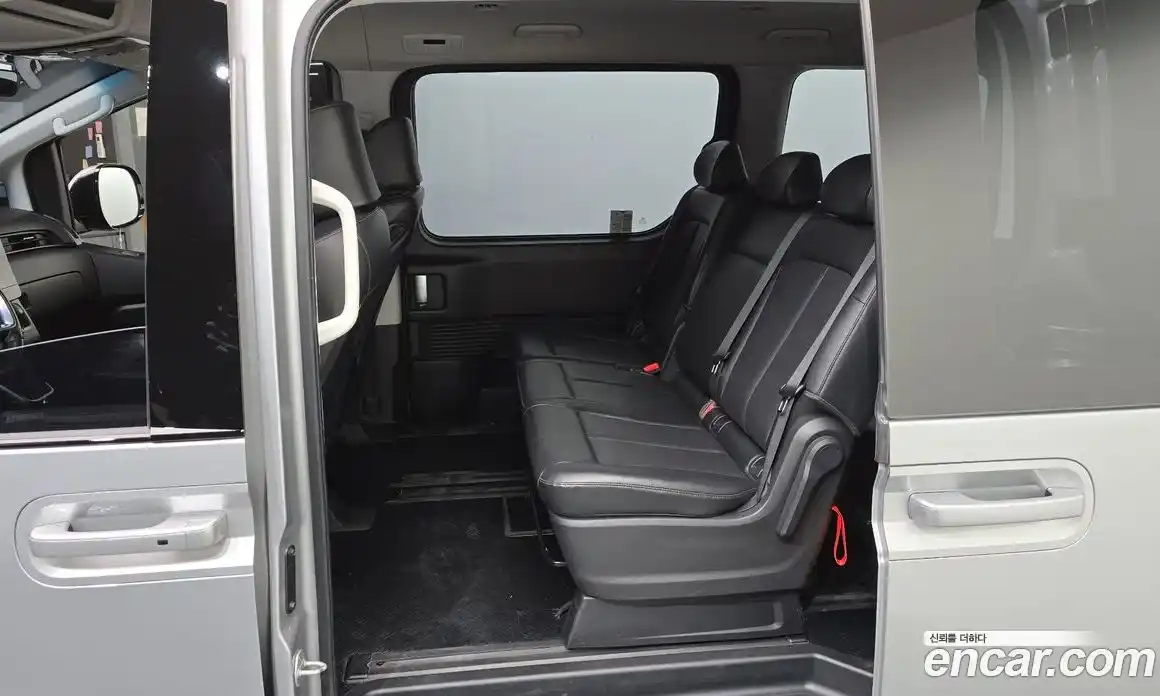 Hyundai Staria 2022 3.5 Автомат в Москве № 7856, фото 12