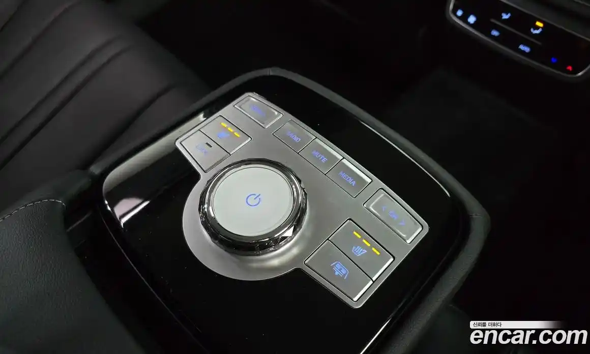 Genesis G80 2024 2.5 Автомат в Москве № 83906, фото 4