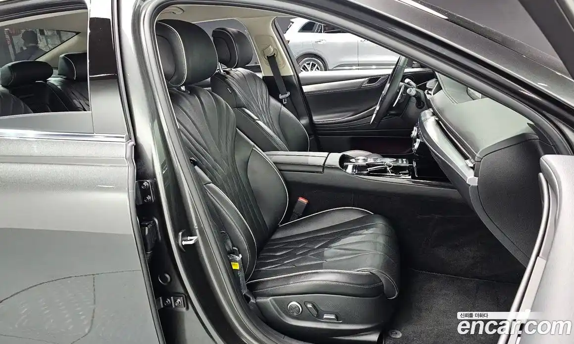 Genesis G80 2022 2.5 Автомат в Москве № 85597, фото 20