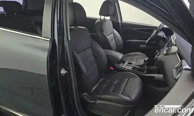 Kia Sorento 2018 2.0 Автомат в Москве № 102045, миниатюра 3