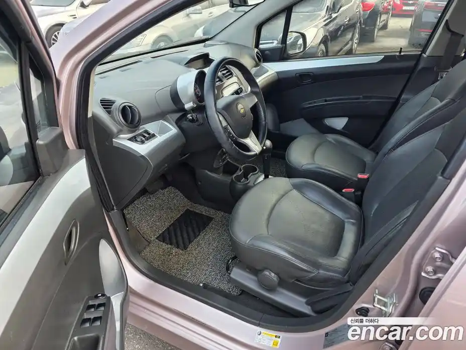 Chevrolet Spark 2013 1.0 Автомат в Москве № 103949, фото 7