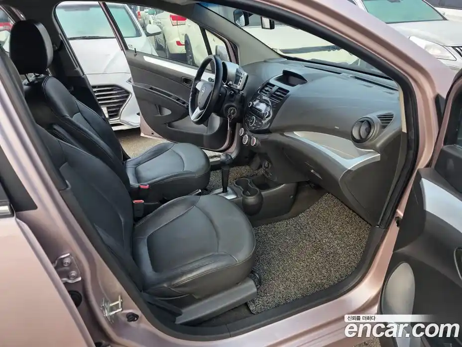 Chevrolet Spark 2013 1.0 Автомат в Москве № 103949, фото 9