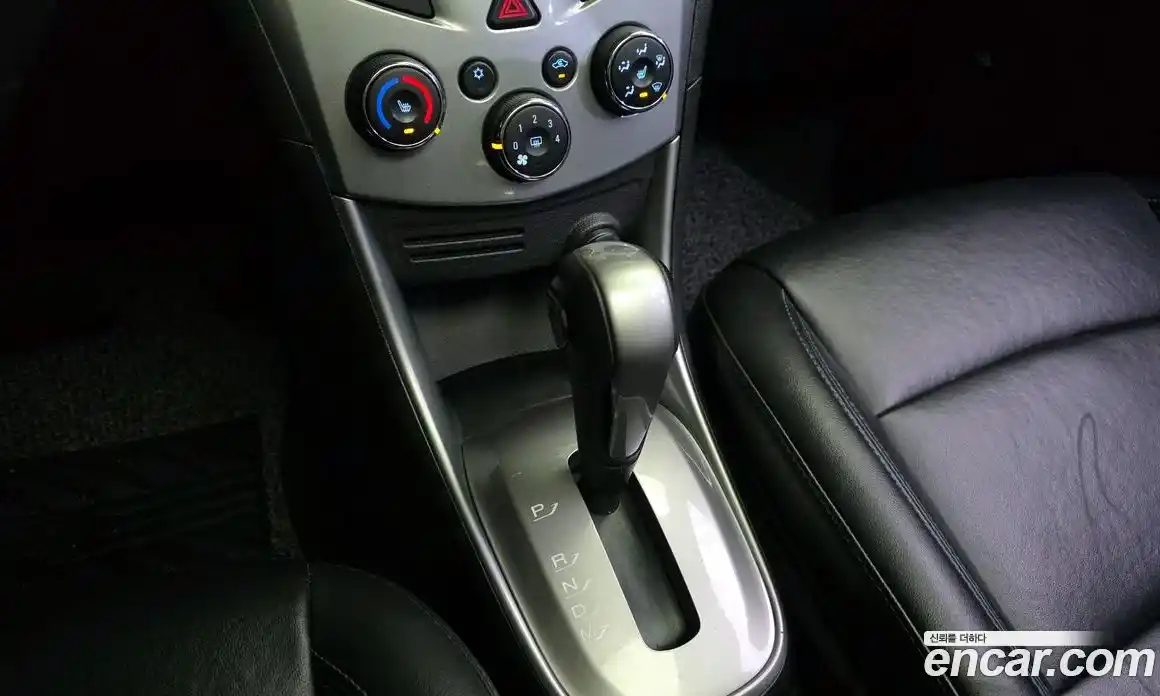 Chevrolet Trax 2015 1.4 Автомат в Москве № 105682, фото 14