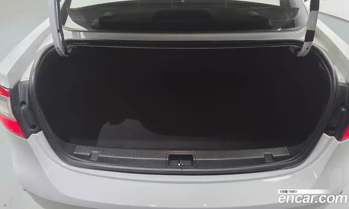 Renault SM3 2014 1.6 Автомат в Москве № 107272, фото 8