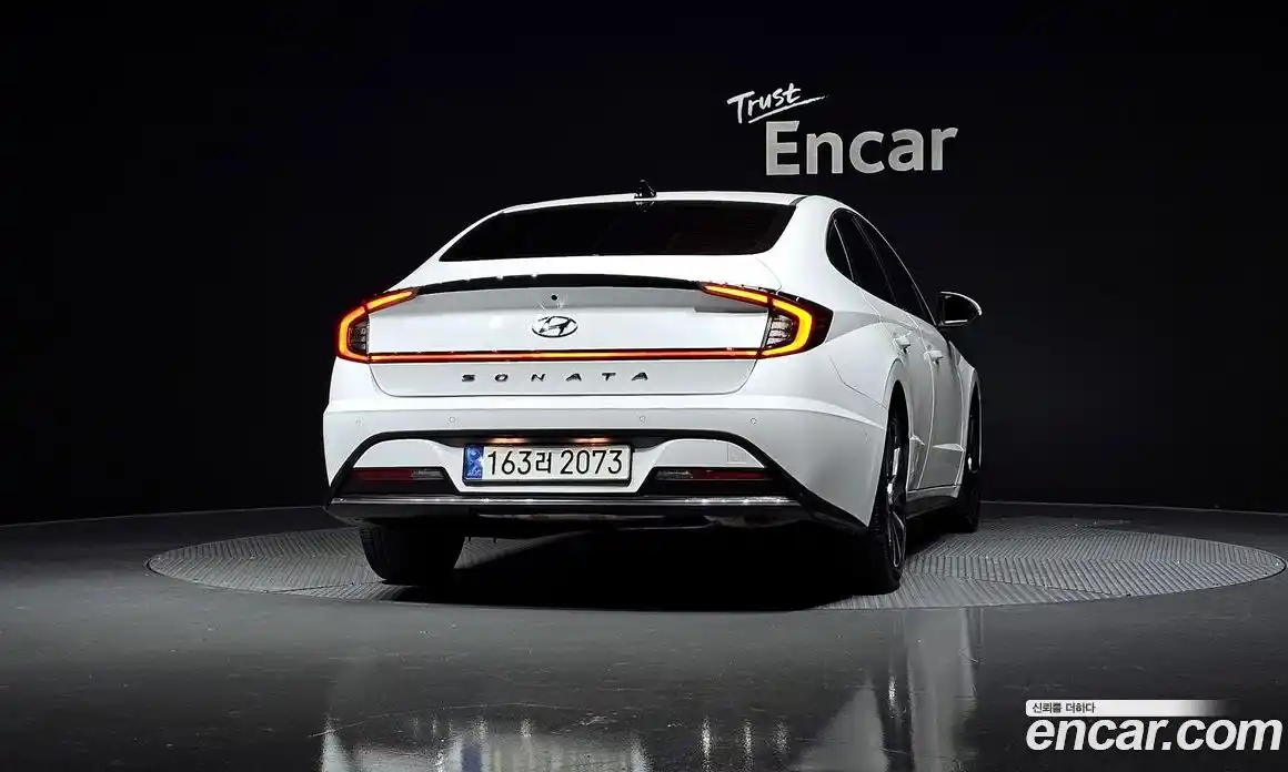 Hyundai Sonata 2022 2.0 Автомат в Москве № 108888, фото 13