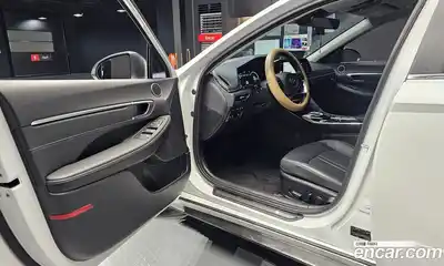 Hyundai Sonata 2022 2.0 Автомат в Москве № 108888, миниатюра 2