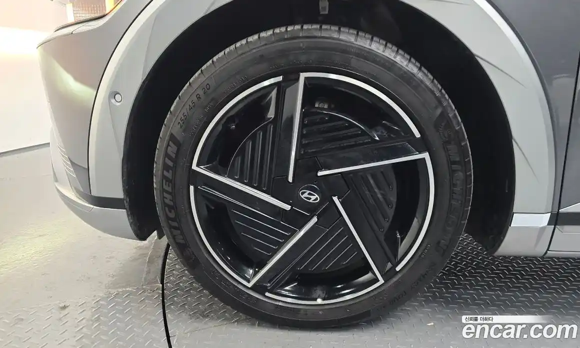 Hyundai Ioniq 5 2025 0.1 Автомат в Москве № 109352, фото 5