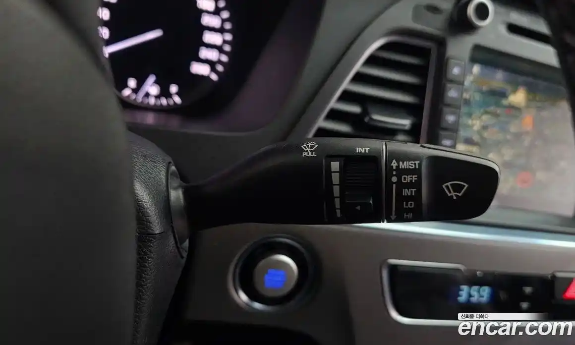 Hyundai Sonata 2016 2.0 Автомат в Москве № 113366, фото 15