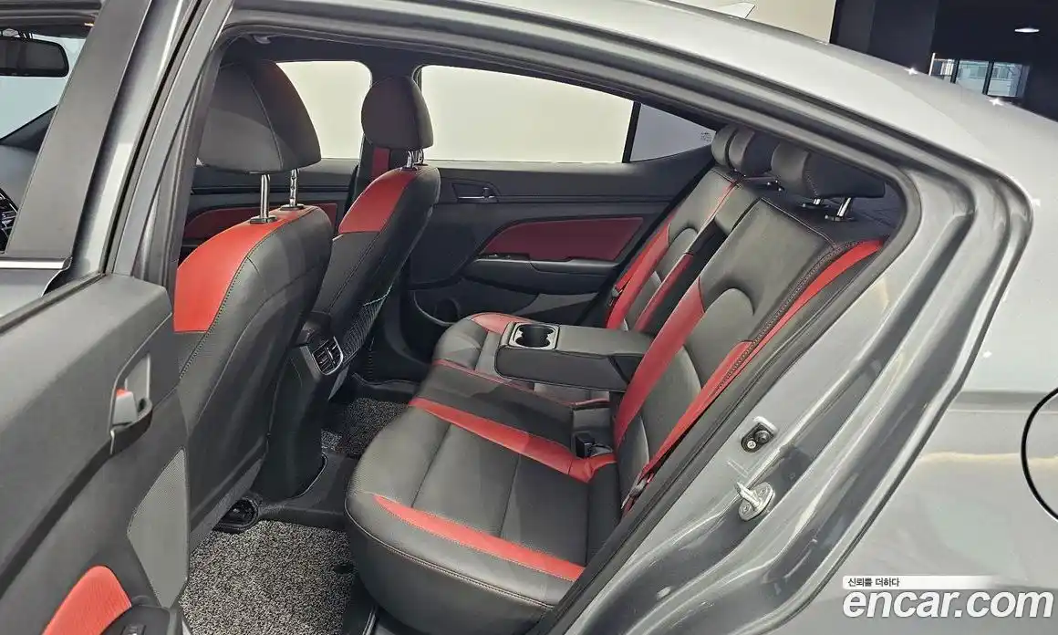 Hyundai Avante 2018 1.6 Автомат в Москве № 11709, фото 12