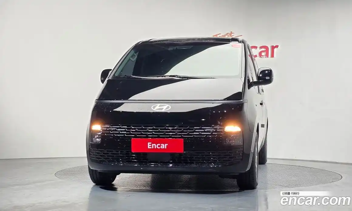 Hyundai Staria 2025 2.2 Автомат в Москве № 119329, фото 3