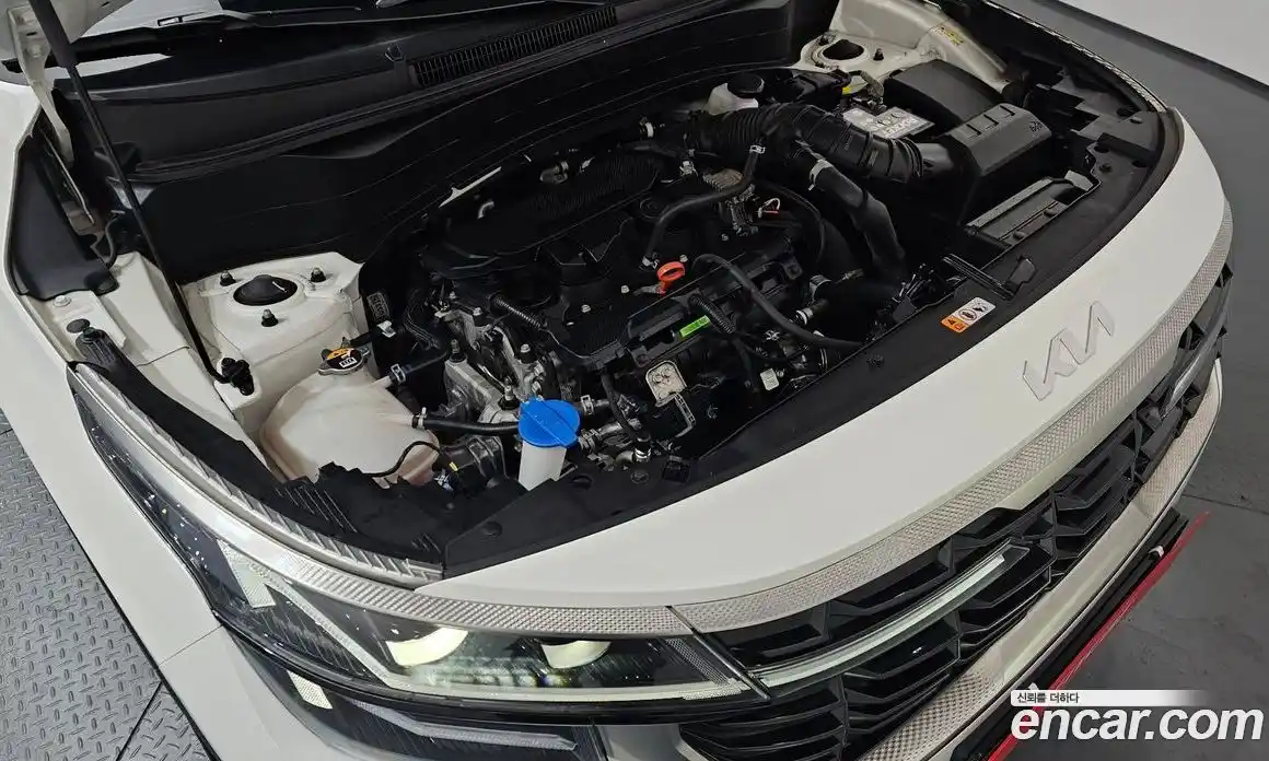 Kia Seltos 2023 1.6 Автомат в Москве № 120785, фото 6