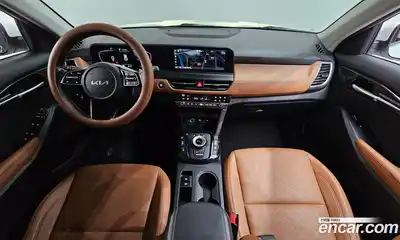 Kia Seltos 2023 1.6 Автомат в Москве № 120785, миниатюра 7