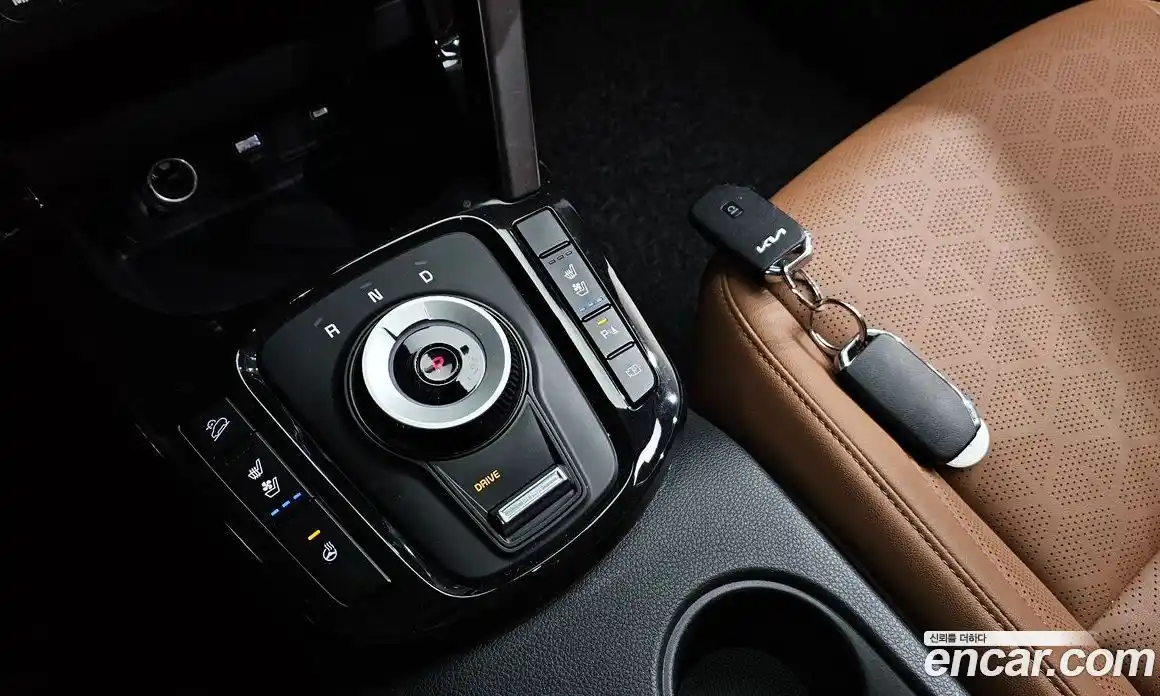 Kia Seltos 2023 1.6 Автомат в Москве № 120785, фото 9