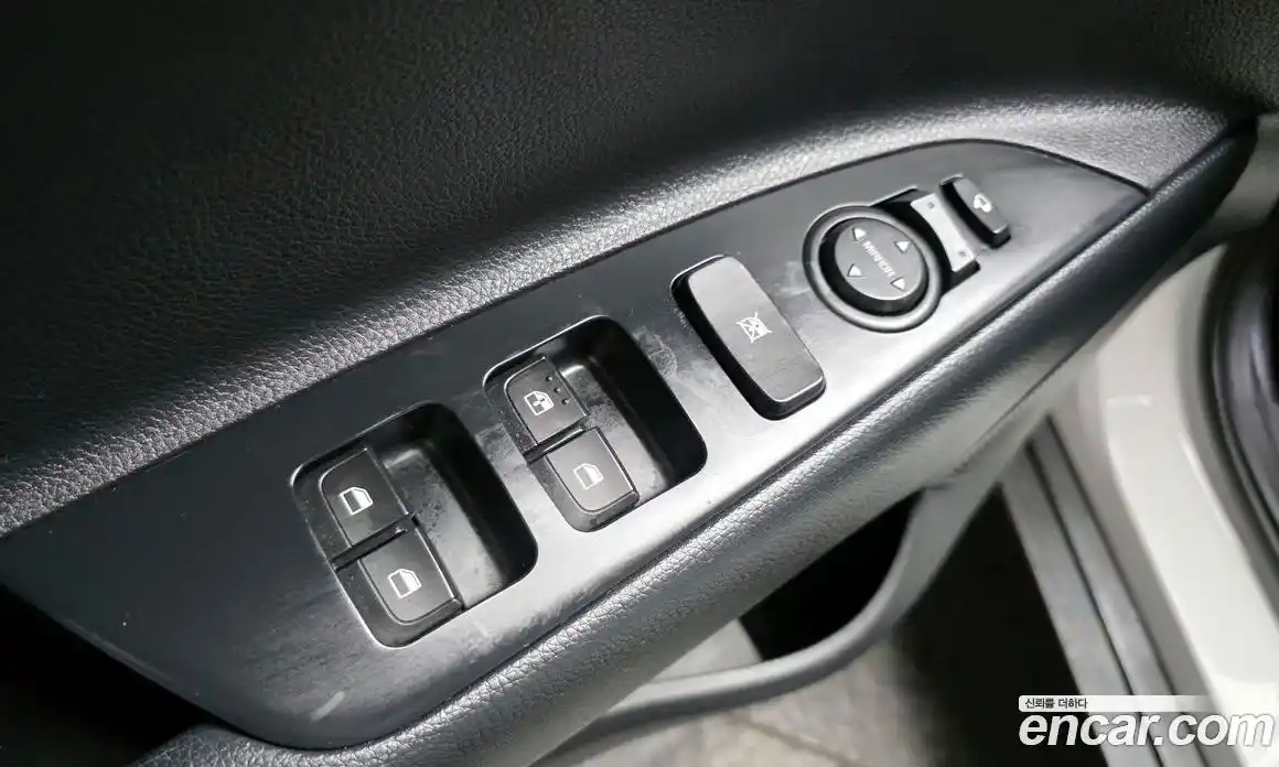 Kia Stonic 2020 1.4 Автомат в Москве № 121680, фото 20