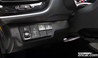 Kia Stonic 2020 1.4 Автомат в Москве № 121680, миниатюра 5