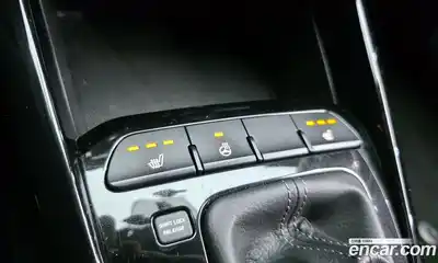 Kia Stonic 2020 1.4 Автомат в Москве № 121680, миниатюра 6