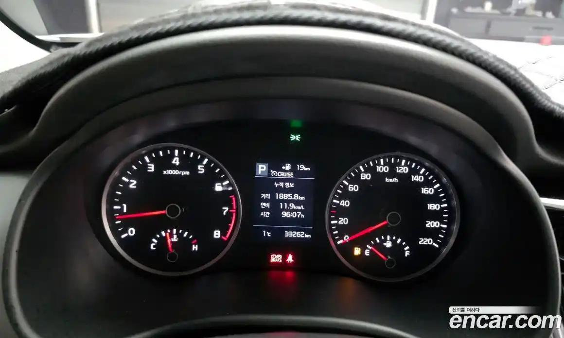 Kia Stonic 2020 1.4 Автомат в Москве № 121680, фото 9