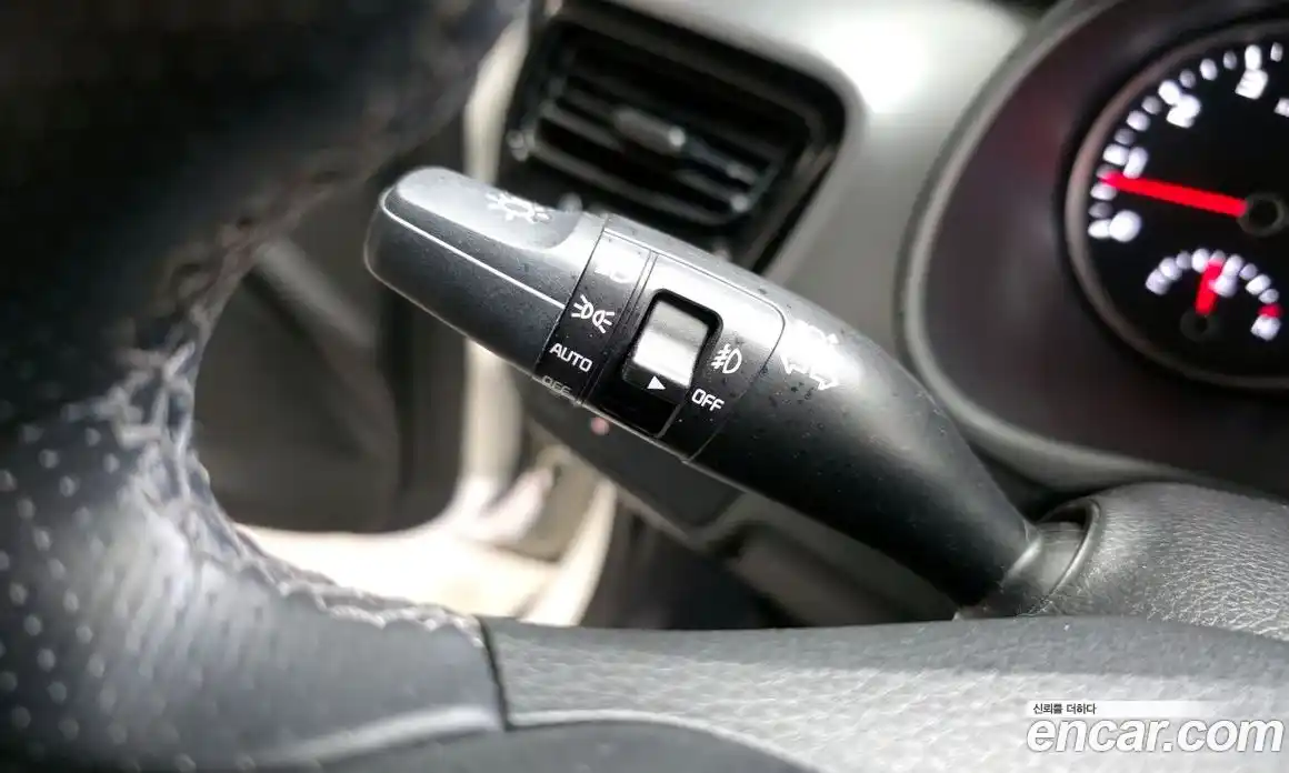 Kia Stonic 2020 1.4 Автомат в Москве № 121680, фото 10