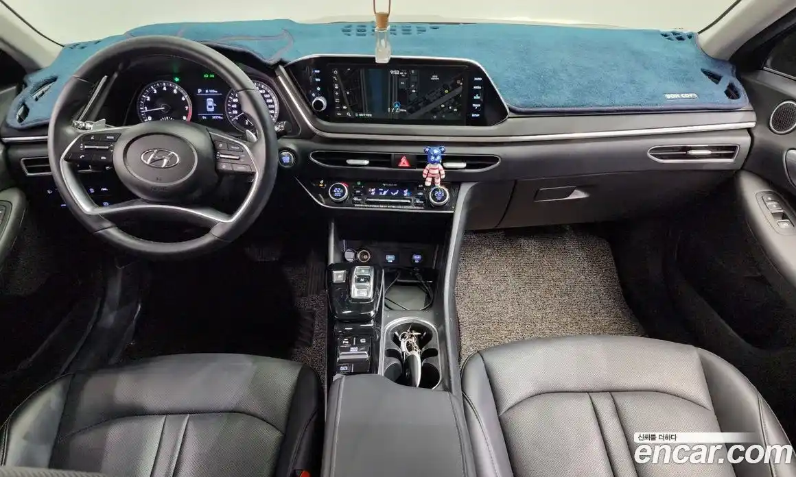 Hyundai Sonata 2021 2.0 Автомат в Москве № 126078, фото 15