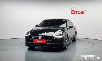 Hyundai Sonata 2021 2.0 Автомат в Москве № 126078, миниатюра 3