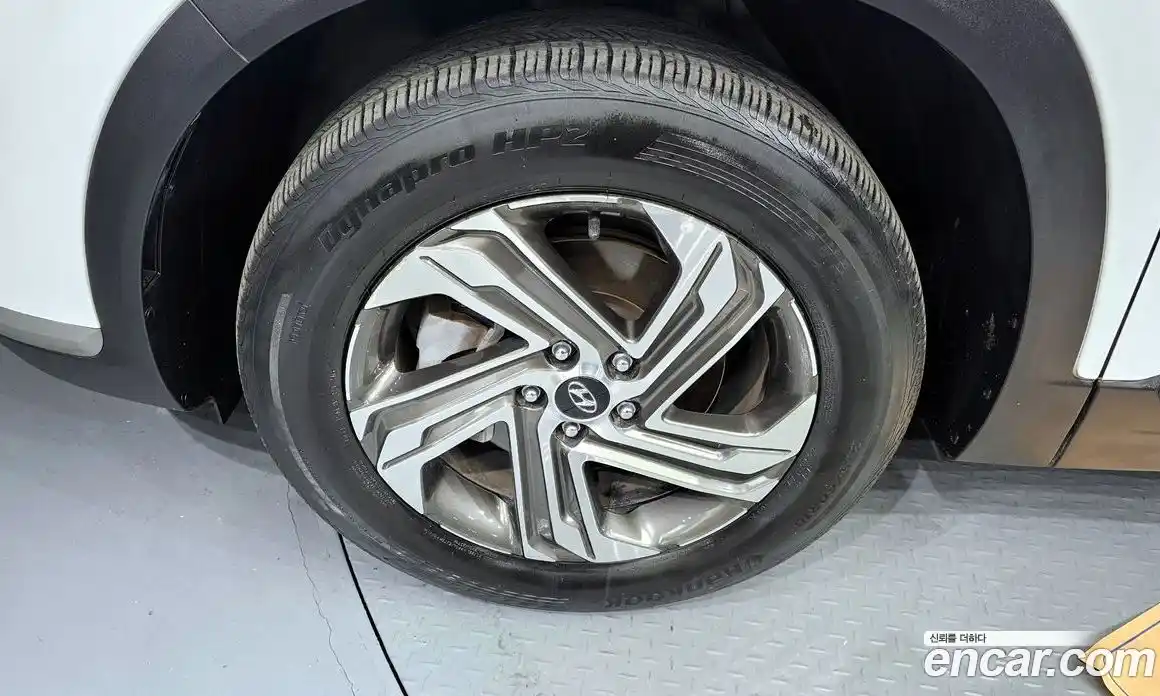 Hyundai Santa Fe 2022 2.2 Автомат в Москве № 127153, фото 5