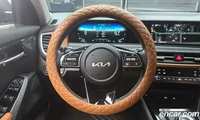 Kia Seltos 2024 1.6 Автомат в Москве № 127934, миниатюра 5