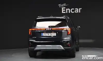 Kia Seltos 2024 1.6 Автомат в Москве № 127934, миниатюра 9