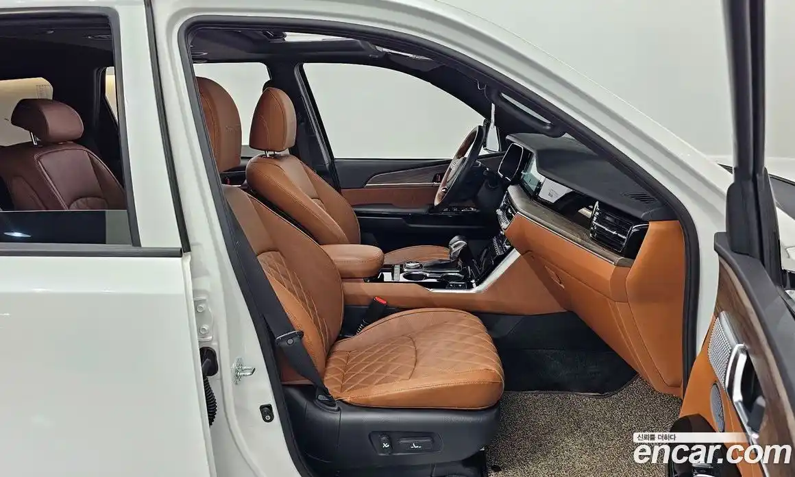 Kia Mohave 2023 3.0 Автомат в Москве № 131814, фото 3